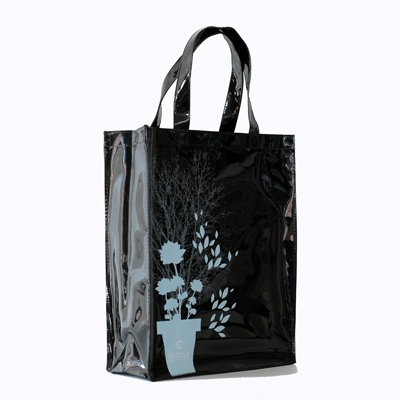 Fiche produit : black shiny PVC tote bag