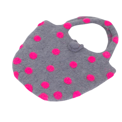 Fiche produit : Felt bag with pink dots